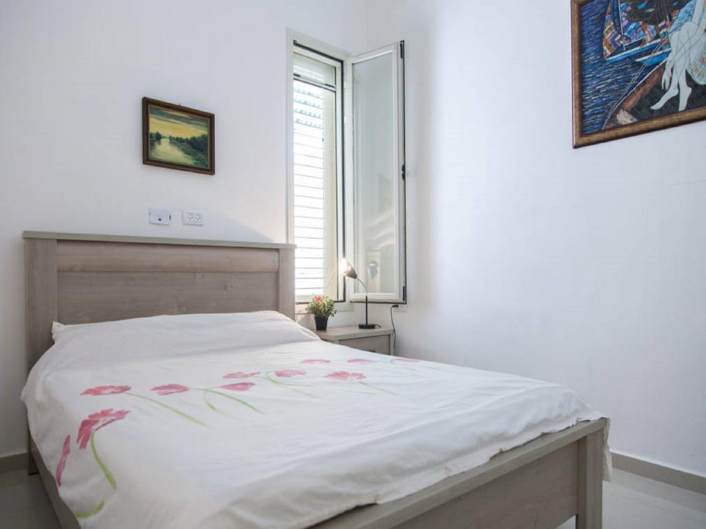 Alona'S Apartments ไฮฟา ภายนอก รูปภาพ