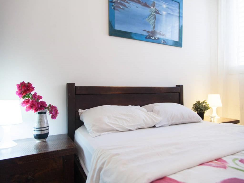 Alona'S Apartments ไฮฟา ภายนอก รูปภาพ